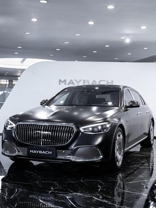 佛山133岚图汽车的售后服务让用户无忧出行，迈巴赫未来的豪华车趋势